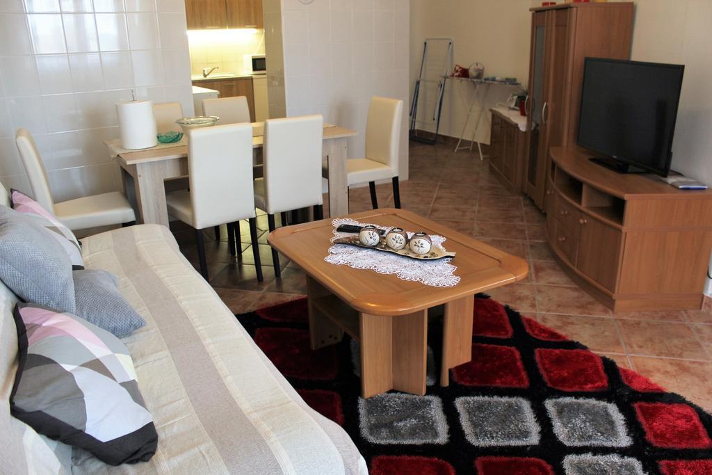 Apartment Mis Floura Rijeka Exterior foto