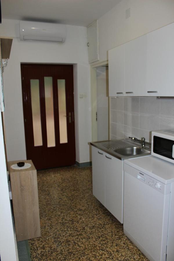 Apartment Mis Floura Rijeka Exterior foto
